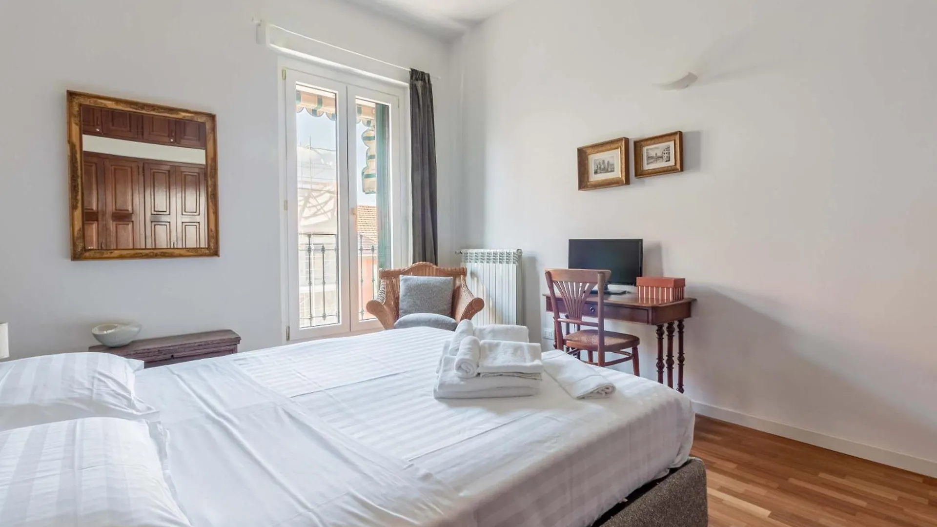 Homeby, Casa Melzo Chic Apartment In Porta Venezia Milano Italien