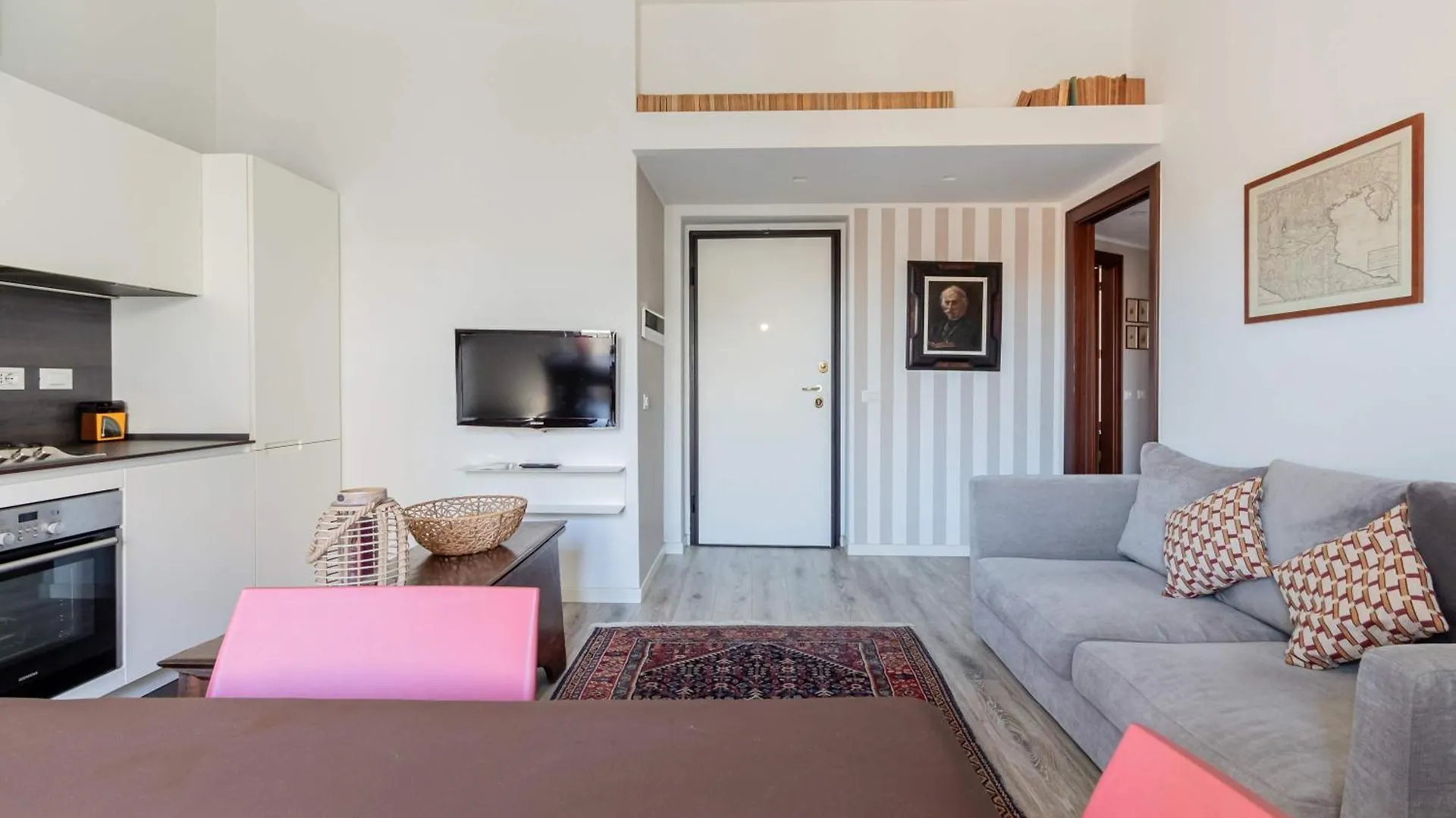 Homeby, Casa Melzo Chic Apartment In Porta Venezia Milano