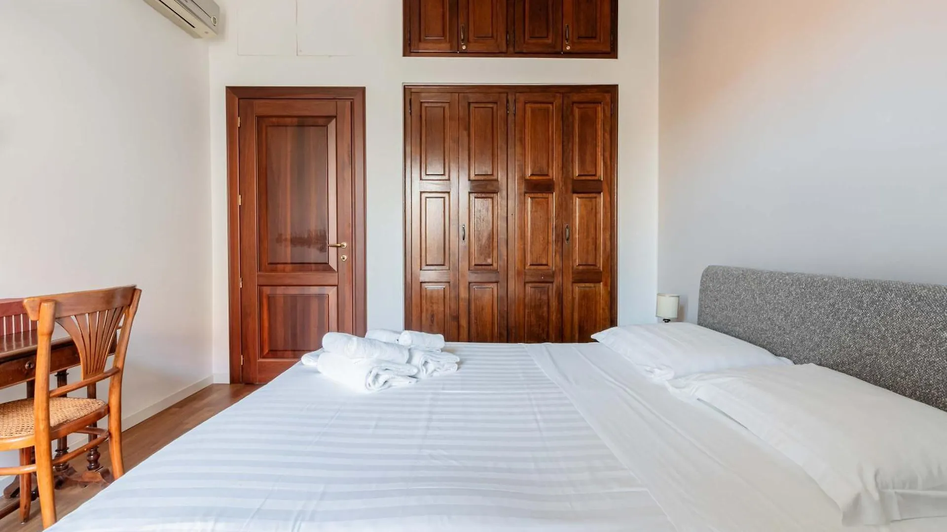 Homeby, Casa Melzo Chic Apartment In Porta Venezia Milano